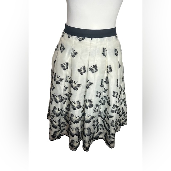 Talbots Black and Cream Butterfly A-Line Skirt EUC Sz 6 feminine fairy - Picture 2 of 10